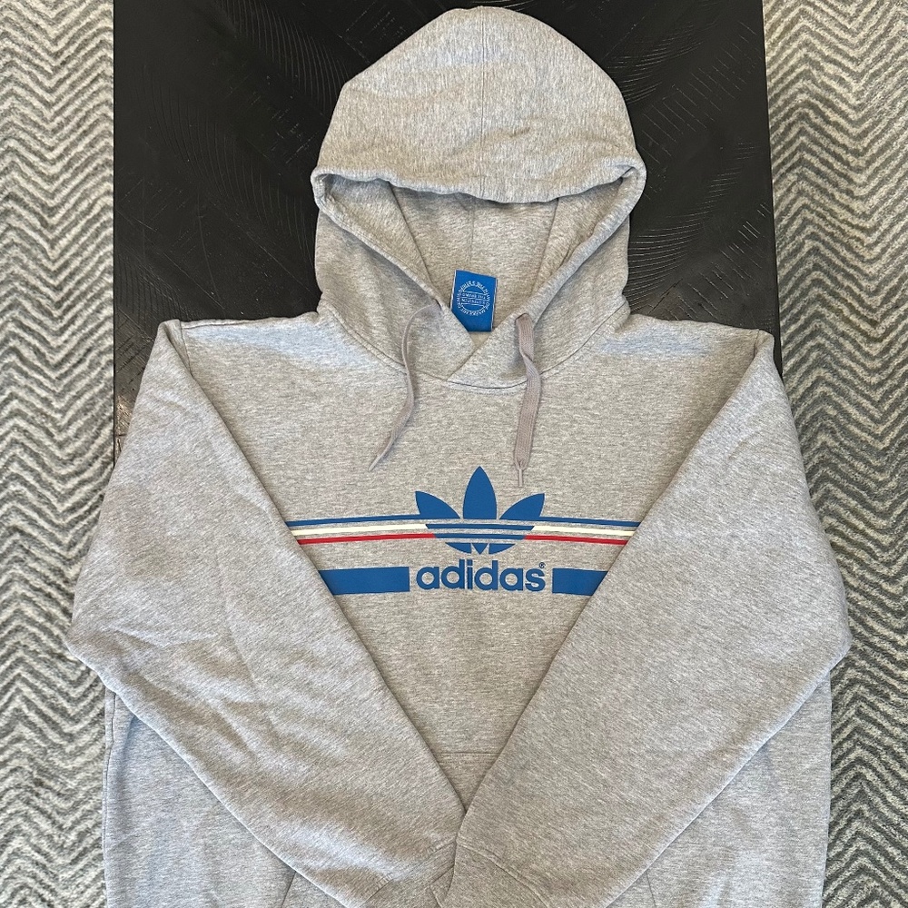 VINTAGE ADIDAS CLASSICS TREFOIL HOODIE, Size XL, NWOT